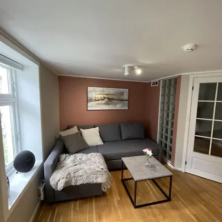 Apartment 100m From Bryggen - Quiet In Cobblestone Lane