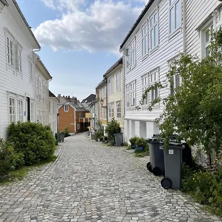 100m From Bryggen - Quiet In Cobblestone Lane * Bergen